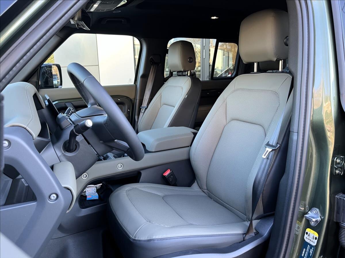 Land Rover Defender SUV / Terénní 3,0 l 183 kw