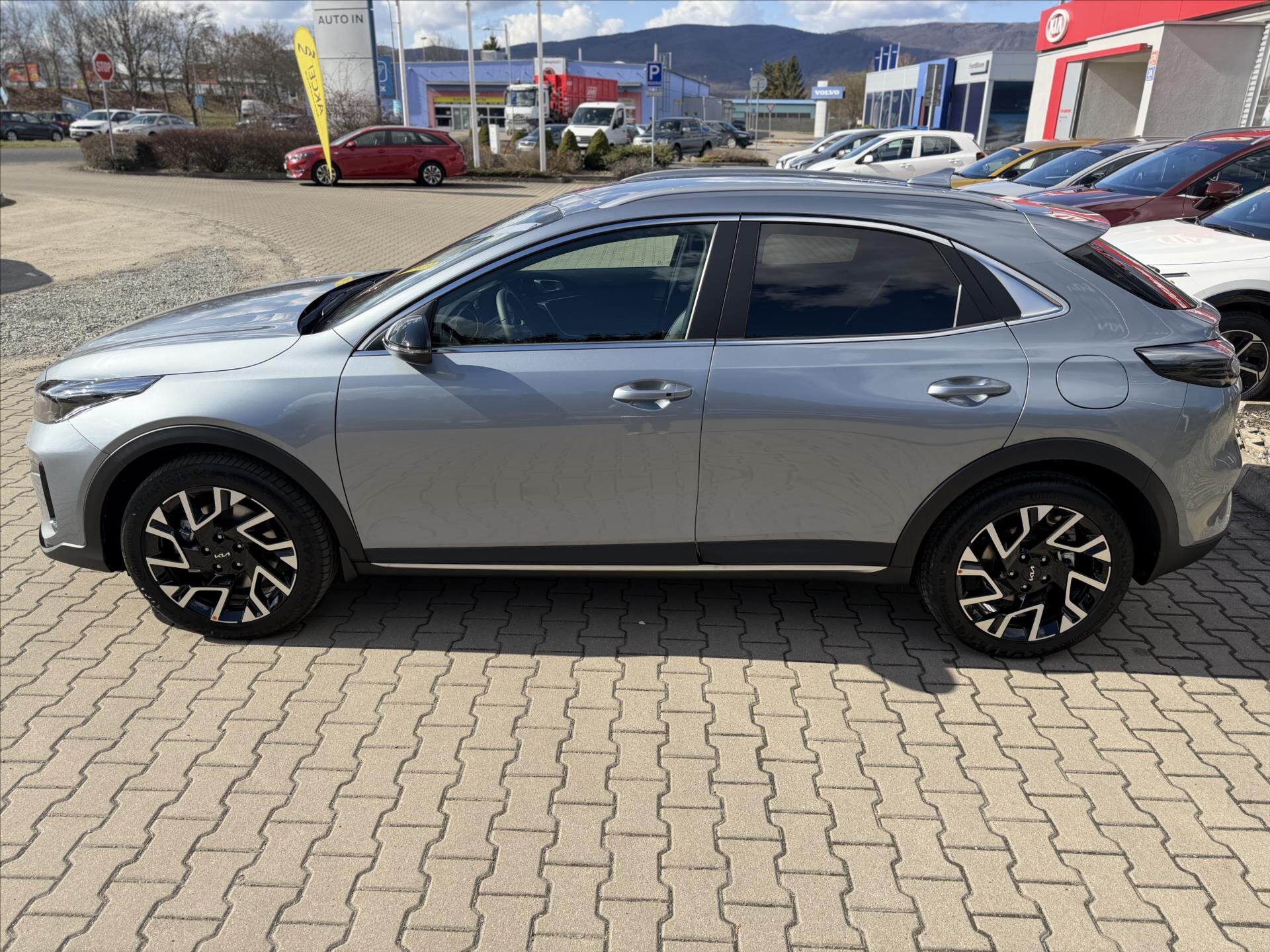 KIA XCeed CUV / Crossover 1,6 l 132 kw