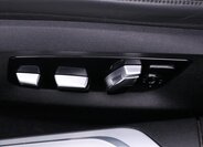 BMW Řada 7 Sedan / Limuzína 4,4 l 330 kw