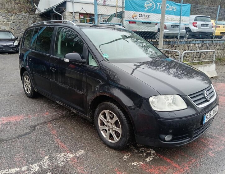 Volkswagen Touran 16