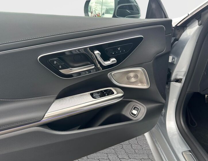 Mercedes-Benz Ostatní 9