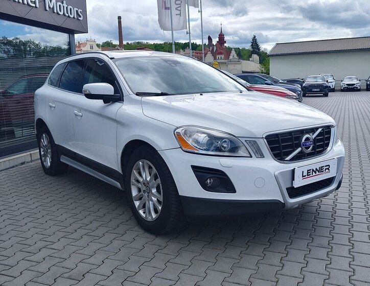 Volvo XC60 SUV / Terénní 2,4 l 136 kw