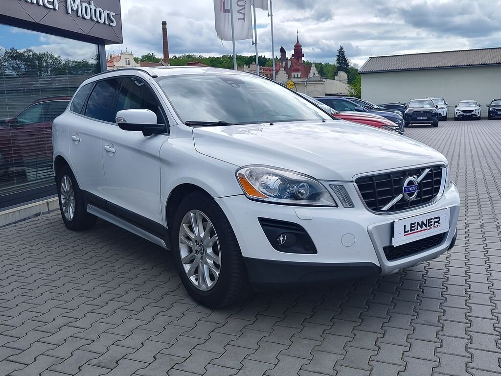 Volvo XC60 SUV / Terénní 2,4 l 136 kw