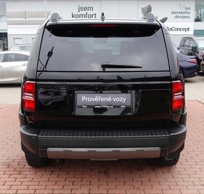 Toyota Land Cruiser 5