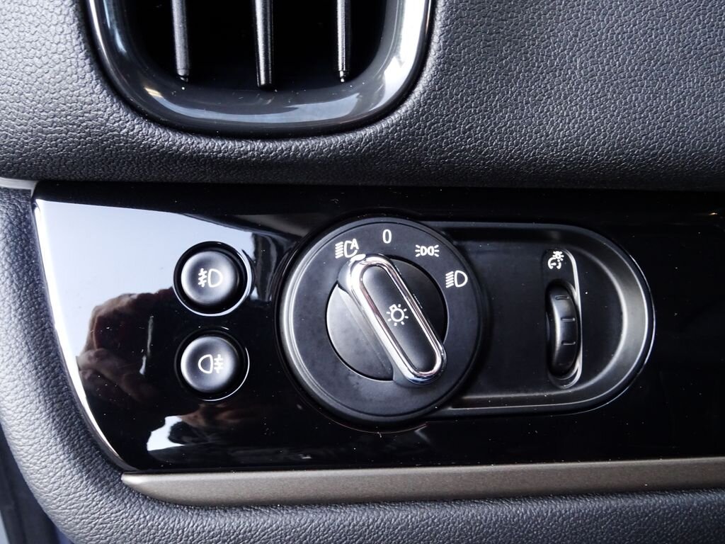 Mini Ostatní Kombi 1,5 l 165 kw