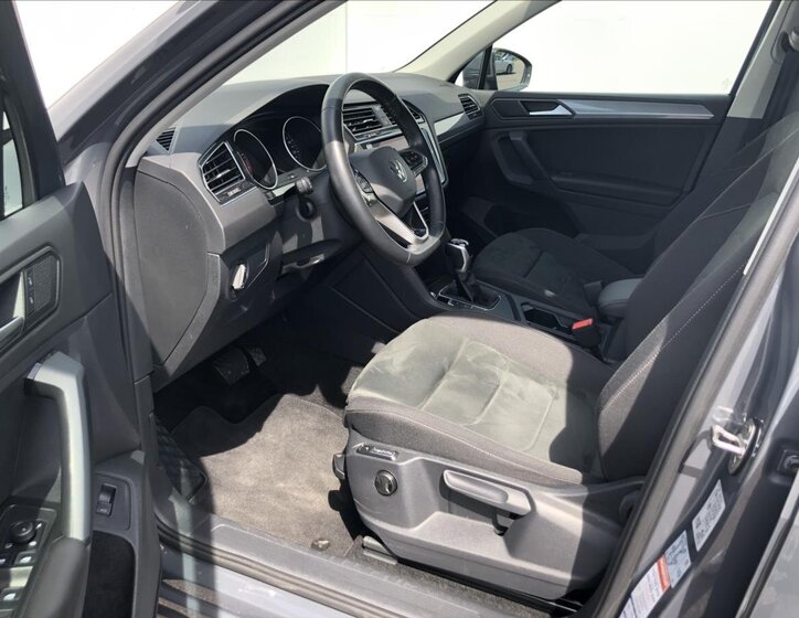 Volkswagen Tiguan 5