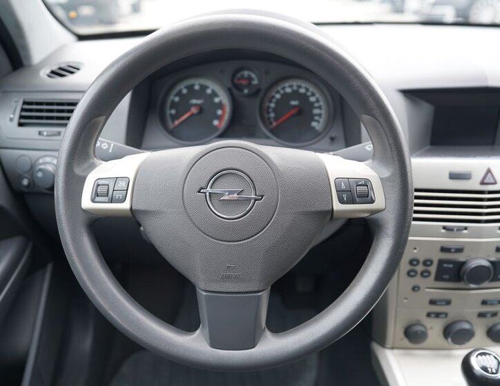 Opel Astra 30