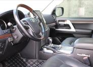 Toyota Land Cruiser 16