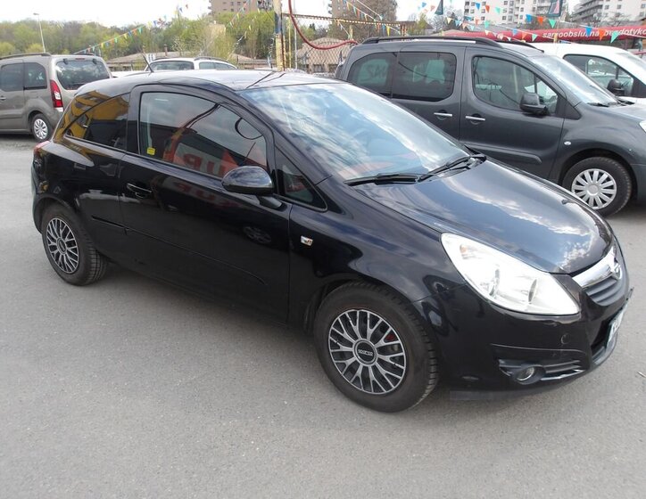 Opel Corsa Hatchback 1,2 l 59 kw