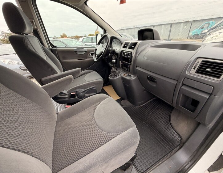 Peugeot Expert Tepee 26