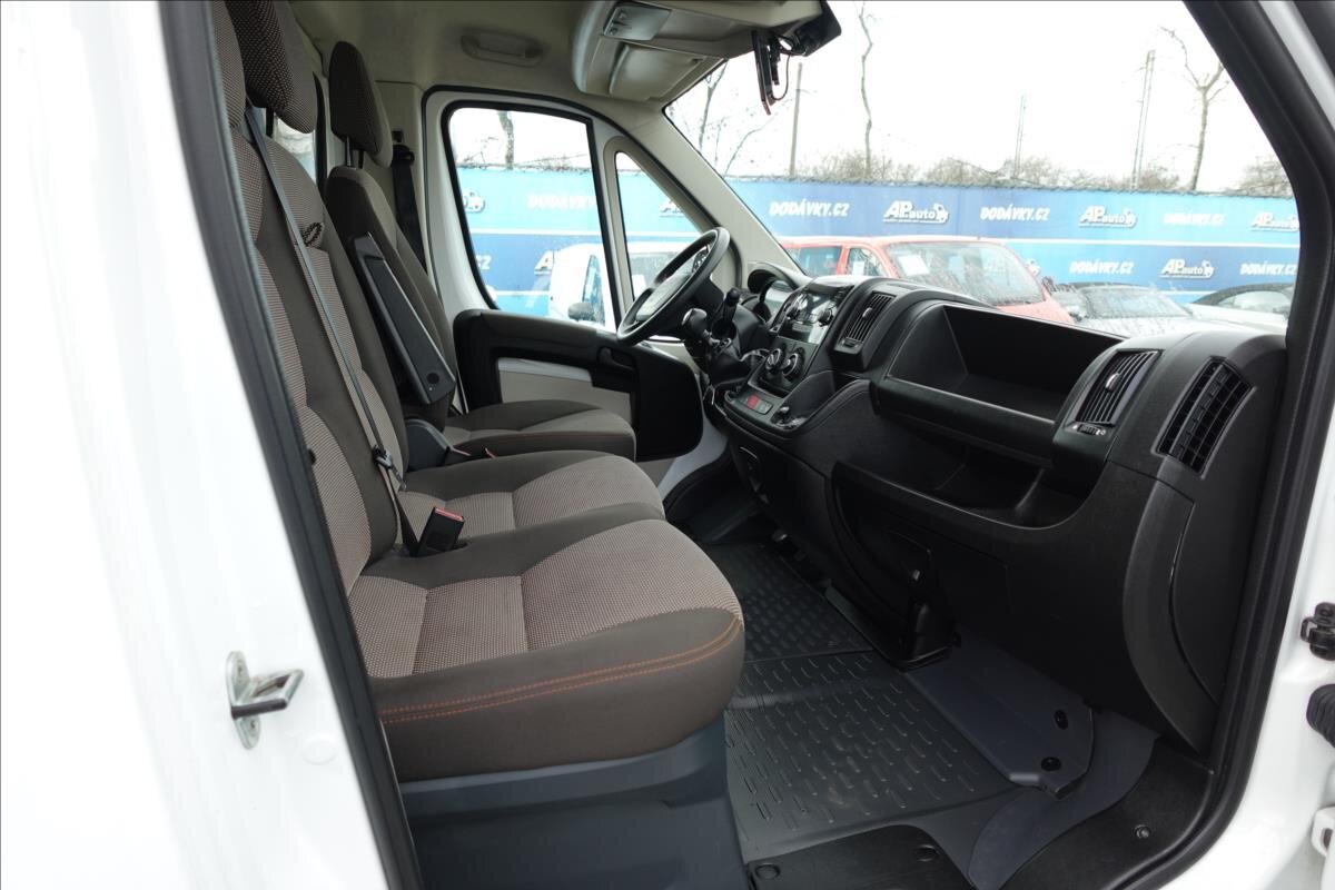 Peugeot Boxer Ostatní 2,0 l 120 kw