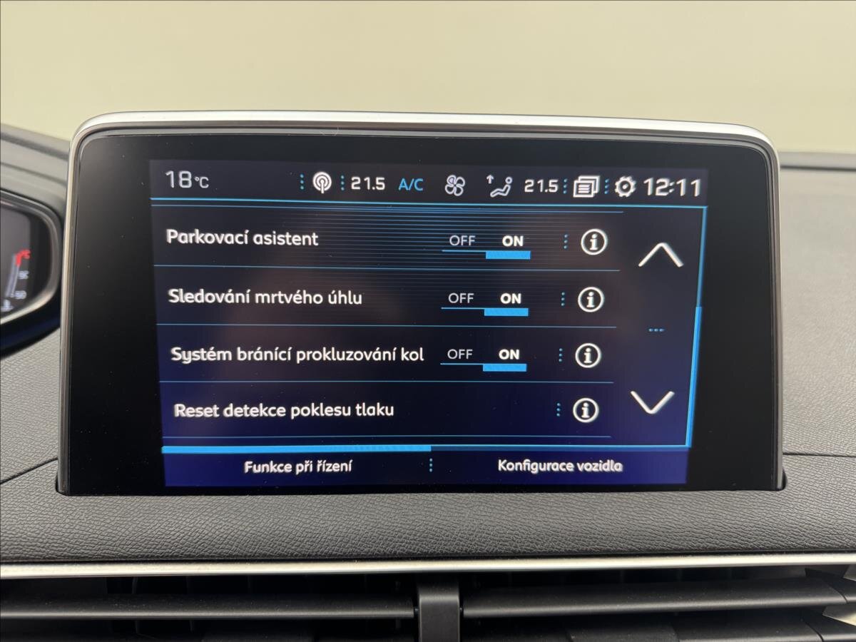 Peugeot 3008 SUV / Terénní 1,2 l 96 kw