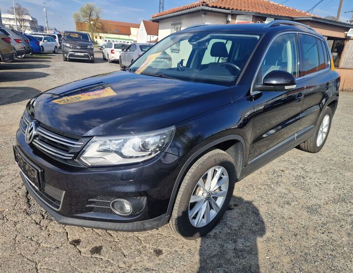 Volkswagen Tiguan 1