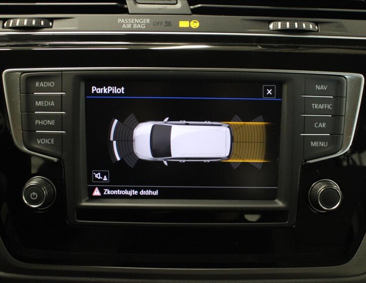 Volkswagen Touran 23