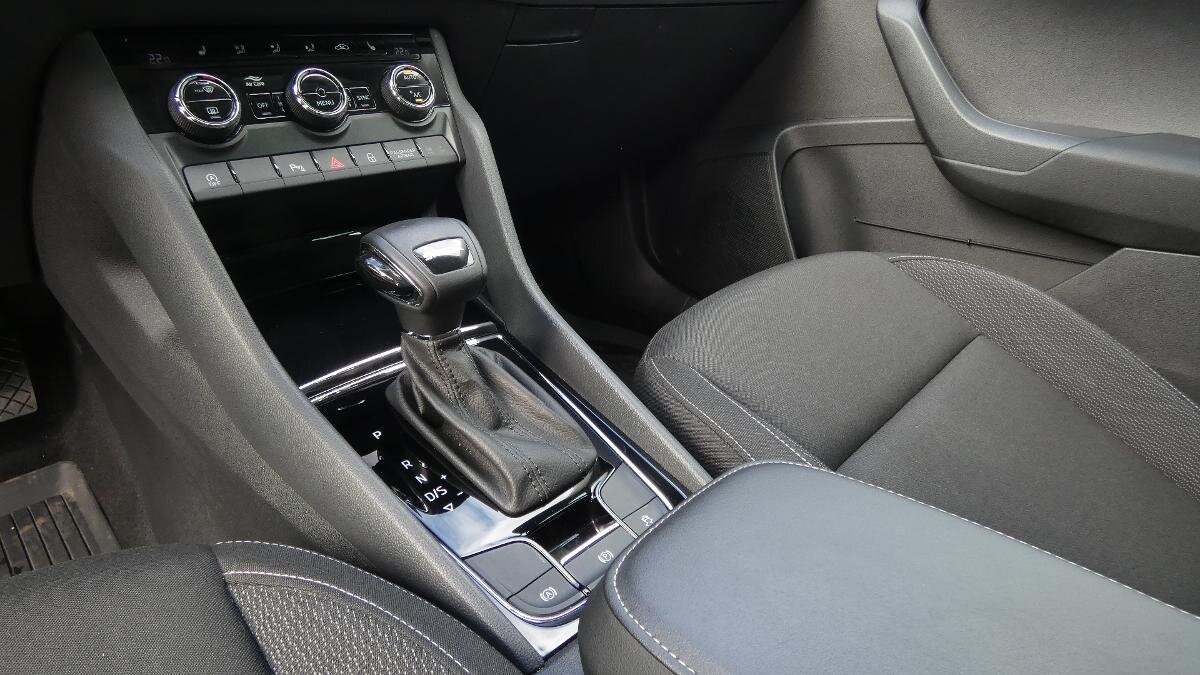 Škoda Karoq SUV / Terénní 1,5 l 110 kw