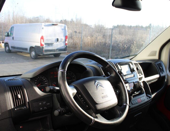 Peugeot Boxer 9