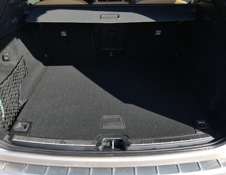 Volvo XC60 SUV / Terénní 2,0 l 145 kw