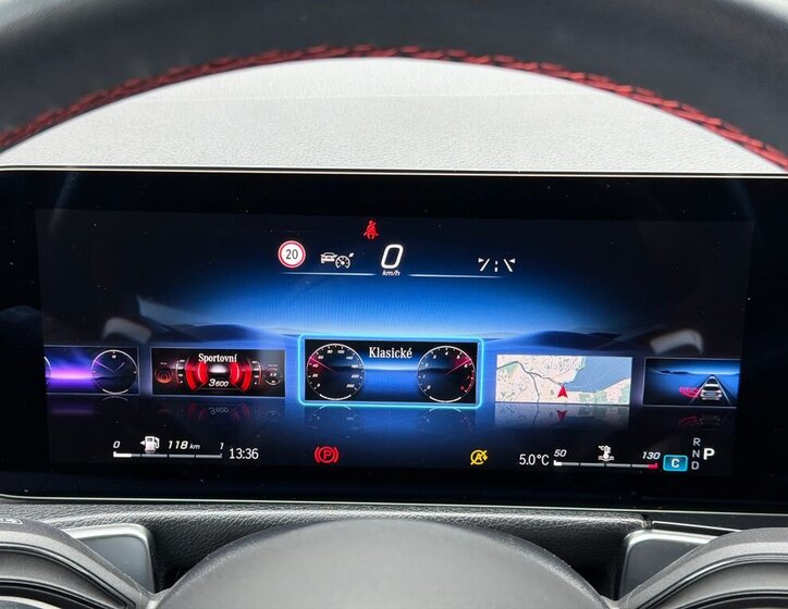 Mercedes-Benz GLB SUV / Terénní 2,0 l 110 kw