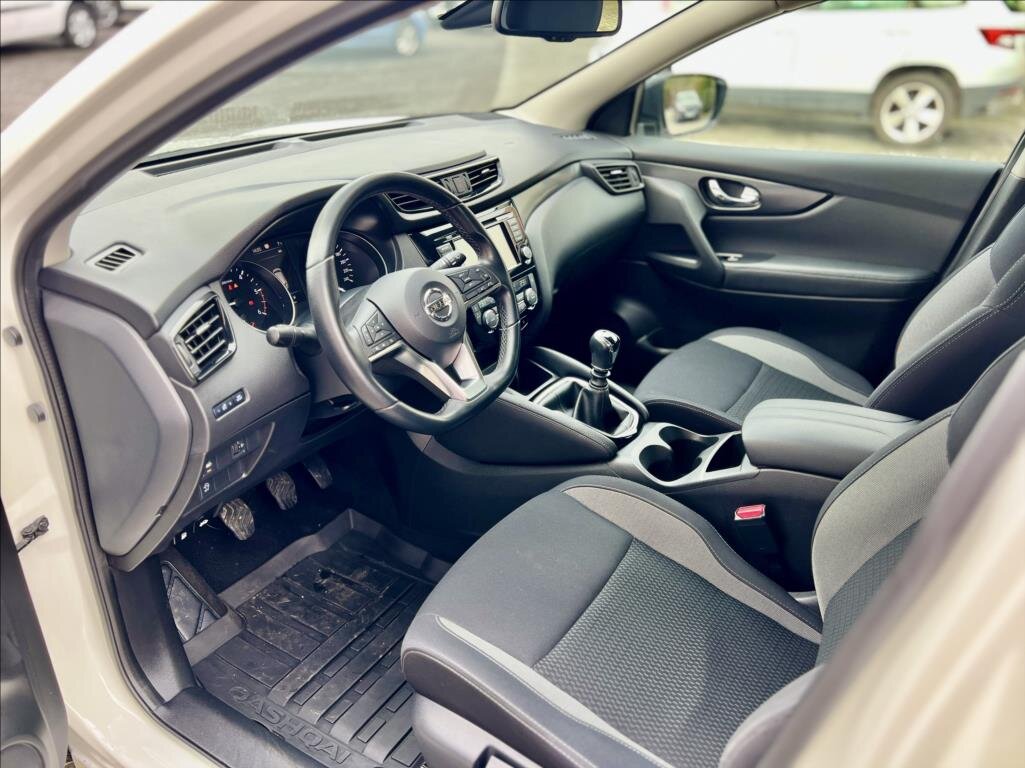 Nissan Qashqai SUV / Terénní 1,5 l 85 kw