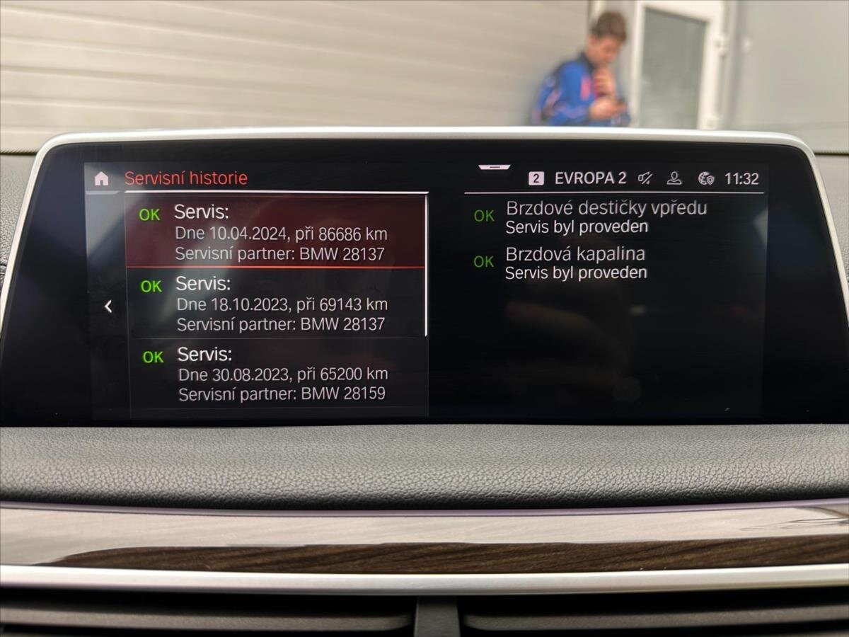 BMW Řada 7 Ostatní 4,4 l 390 kw