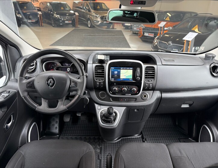 Renault Trafic 14