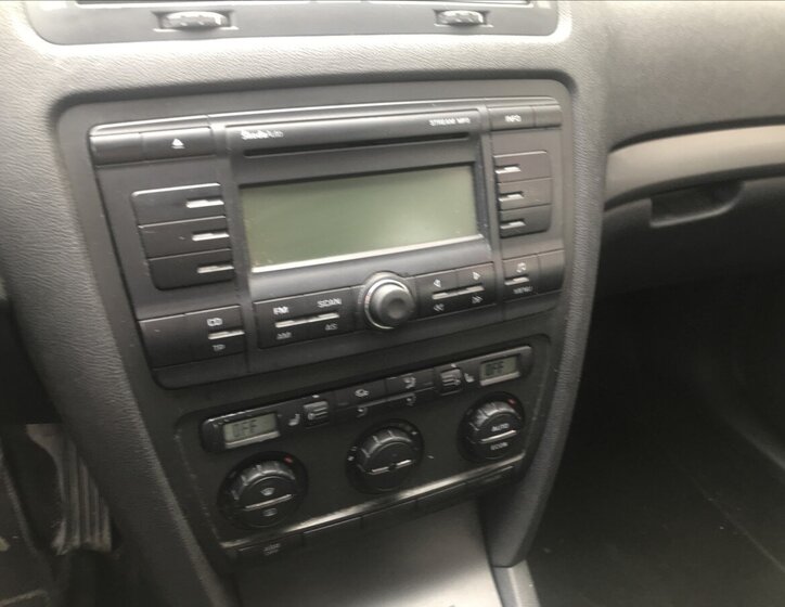 Škoda Octavia Sedan / Limuzína 1,9 l 77 kw