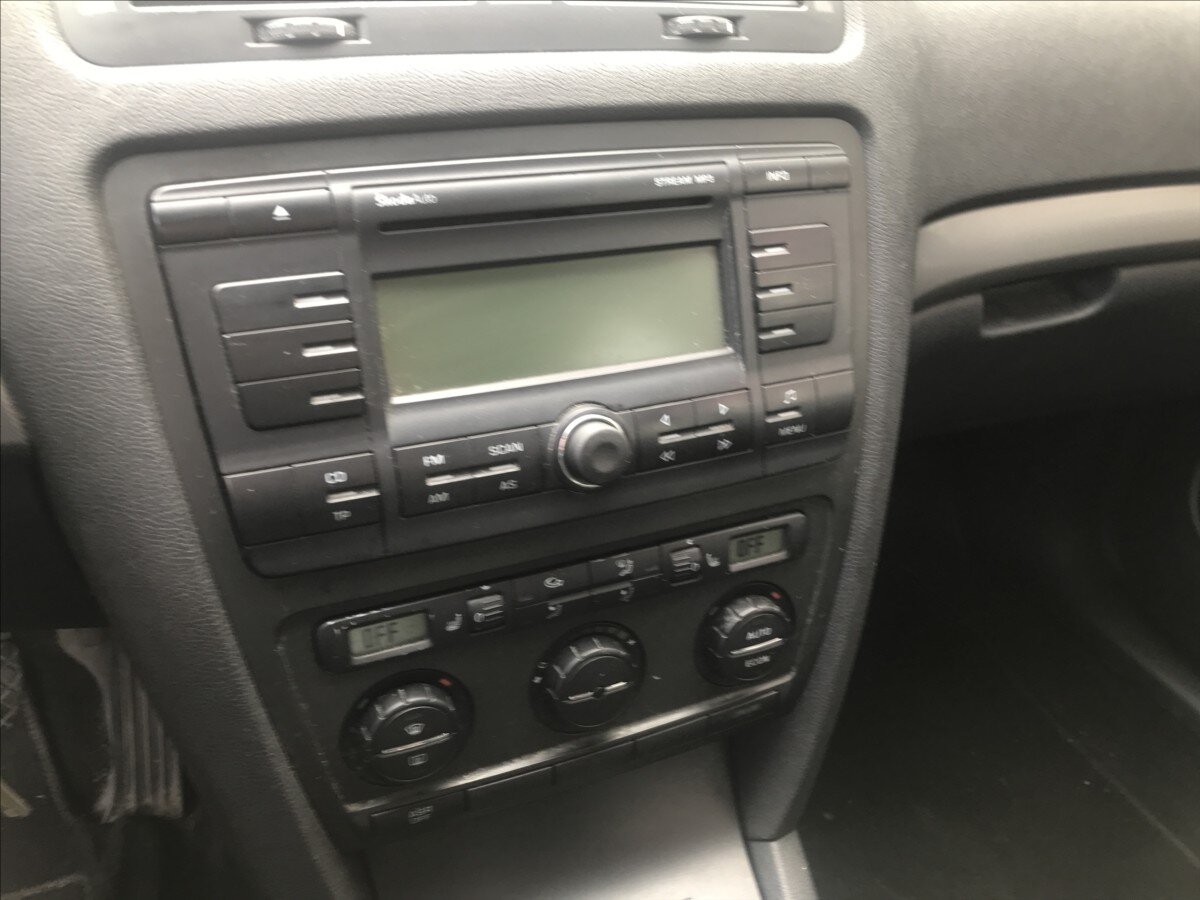 Škoda Octavia Sedan / Limuzína 1,9 l 77 kw