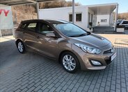 Hyundai i30 Kombi 1,6 l 99 kw