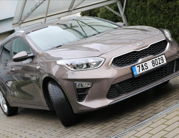 KIA Ceed 8