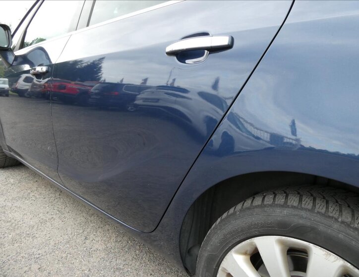 Opel Zafira MPV 2,0 l 121 kw