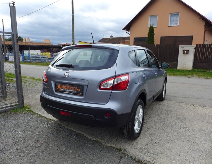 Nissan Qashqai SUV / Terénní 1,6 l 86 kw