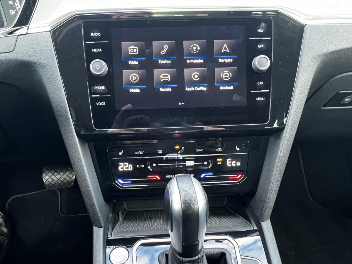 Volkswagen Passat Kombi 1,4 l 160 kw