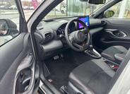 Toyota Yaris Cross 9