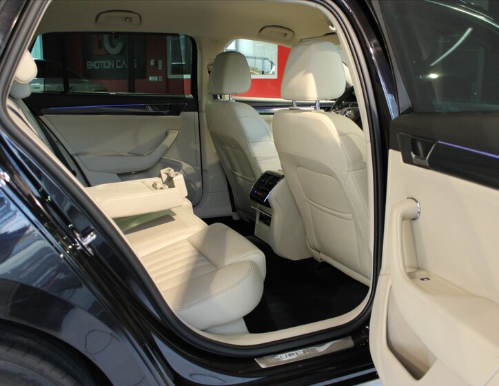 Škoda Superb Kombi 2,0 l 140 kw