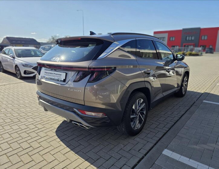 Hyundai Tucson SUV / Terénní 1,6 l 110 kw