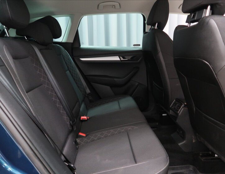 Škoda Karoq SUV / Terénní 1,5 l 110 kw