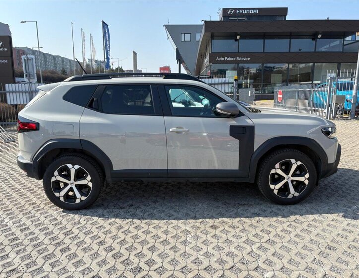 Dacia Duster SUV / Terénní 1,6 l 103 kw