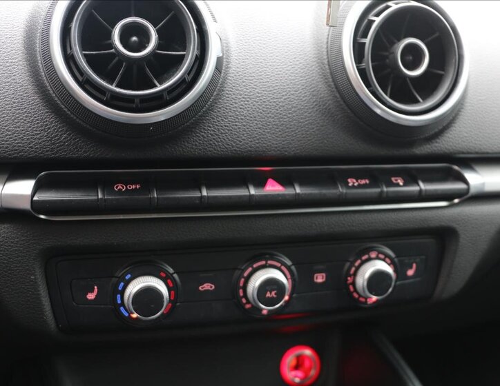 Audi A3 Hatchback 1,6 l 81 kw