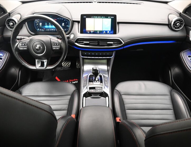 MG EHS SUV / Terénní 1,5 l 119 kw