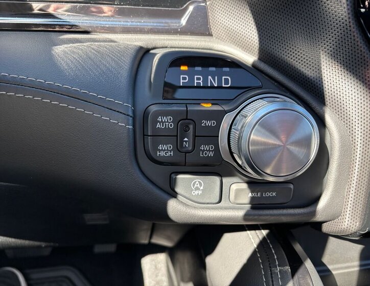 Dodge RAM Pick-up 3,0 l 403 kw