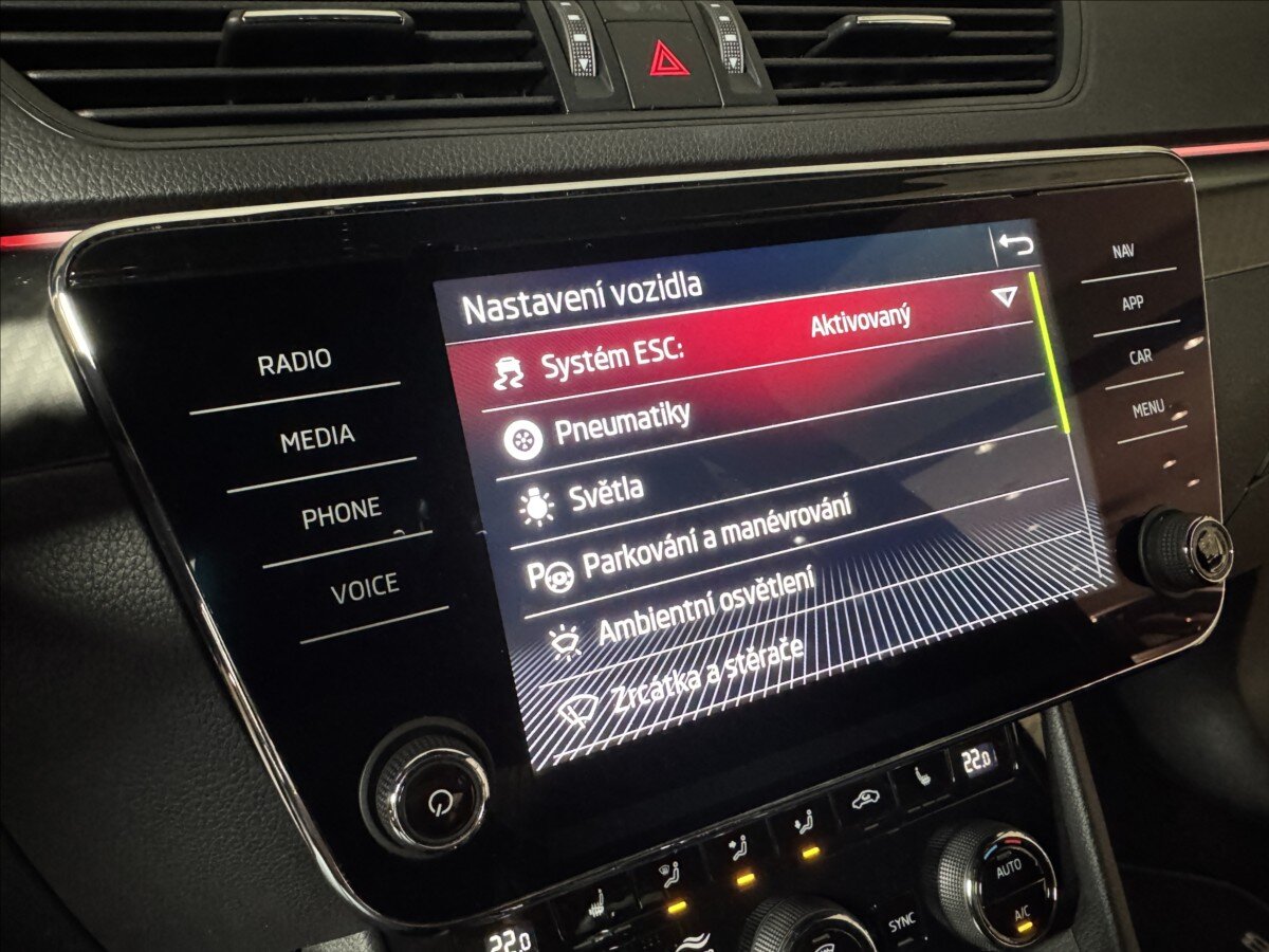 Škoda Superb Kombi 1,5 l 110 kw