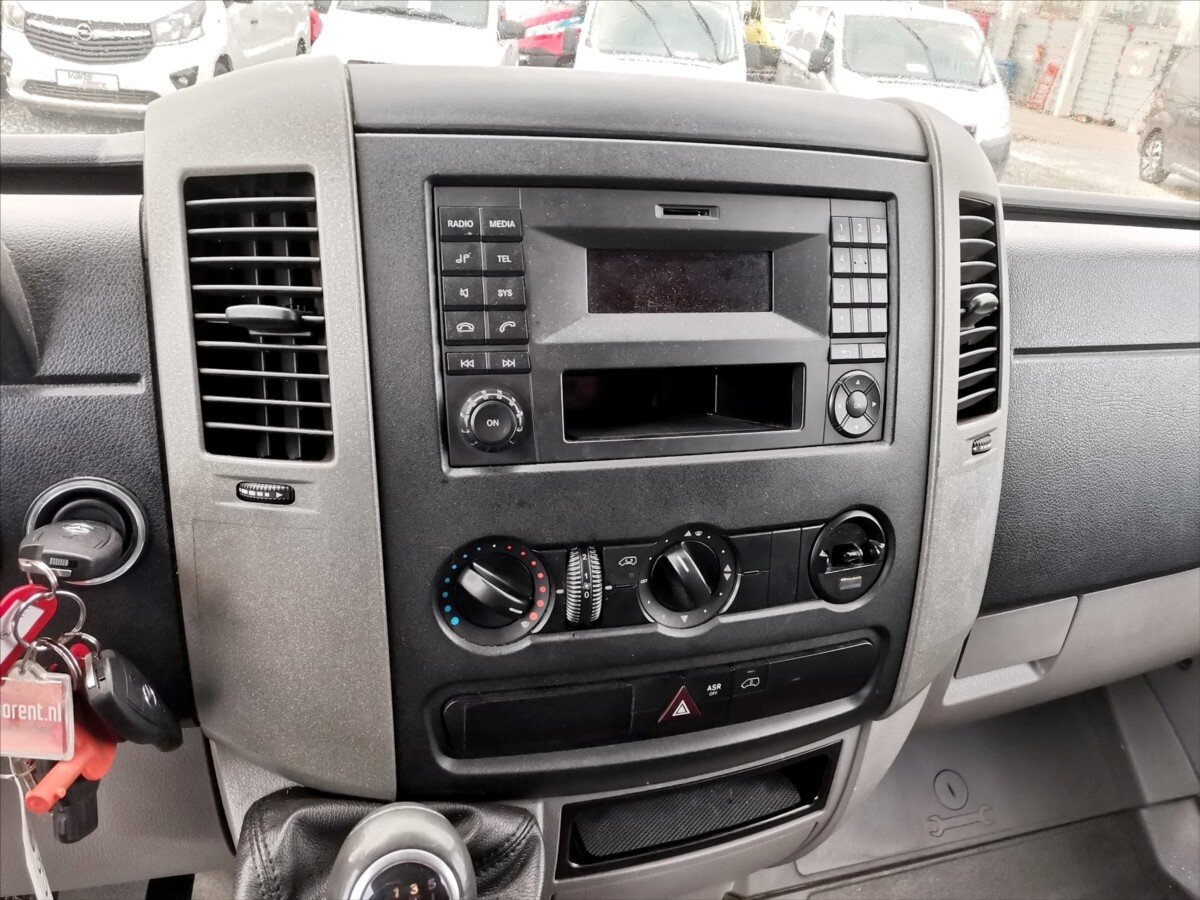 Mercedes-Benz Sprinter Skříň 2,1 l 95 kw