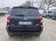 Toyota RAV4 SUV 2,2 l 130 kw