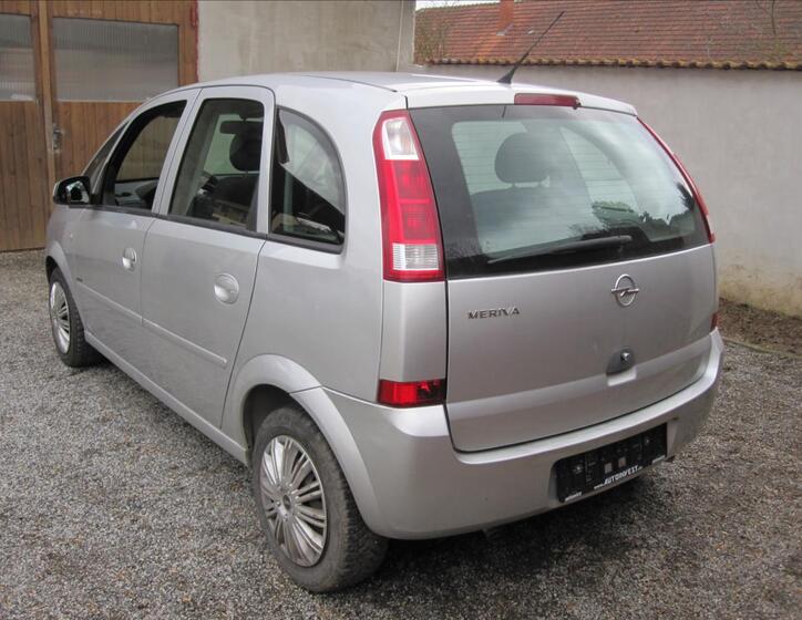 Opel Meriva MPV 1,4 l 66 kw