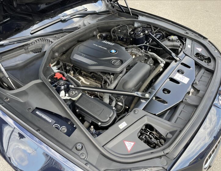 BMW Řada 5 Ostatní 2,0 l 140 kw