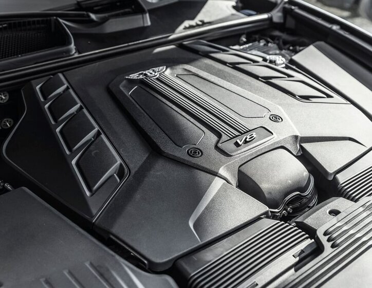 Bentley Bentayga SUV / Terénní 4,0 l 404 kw