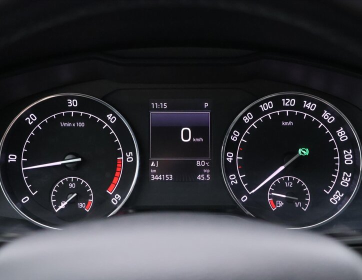 Škoda Superb Liftback 2,0 l 110 kw