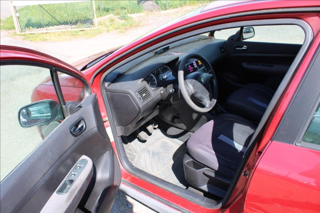 Peugeot 307 Hatchback 2,0 l 66 kw