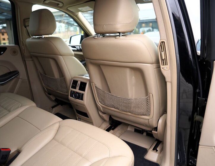 Mercedes-Benz GL SUV 4,7 l 320 kw