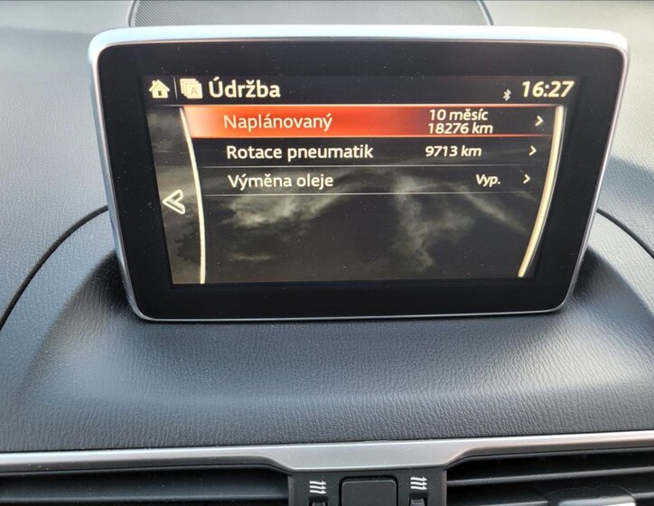 Mazda 3 Sedan / Limuzína 2,0 l 88 kw